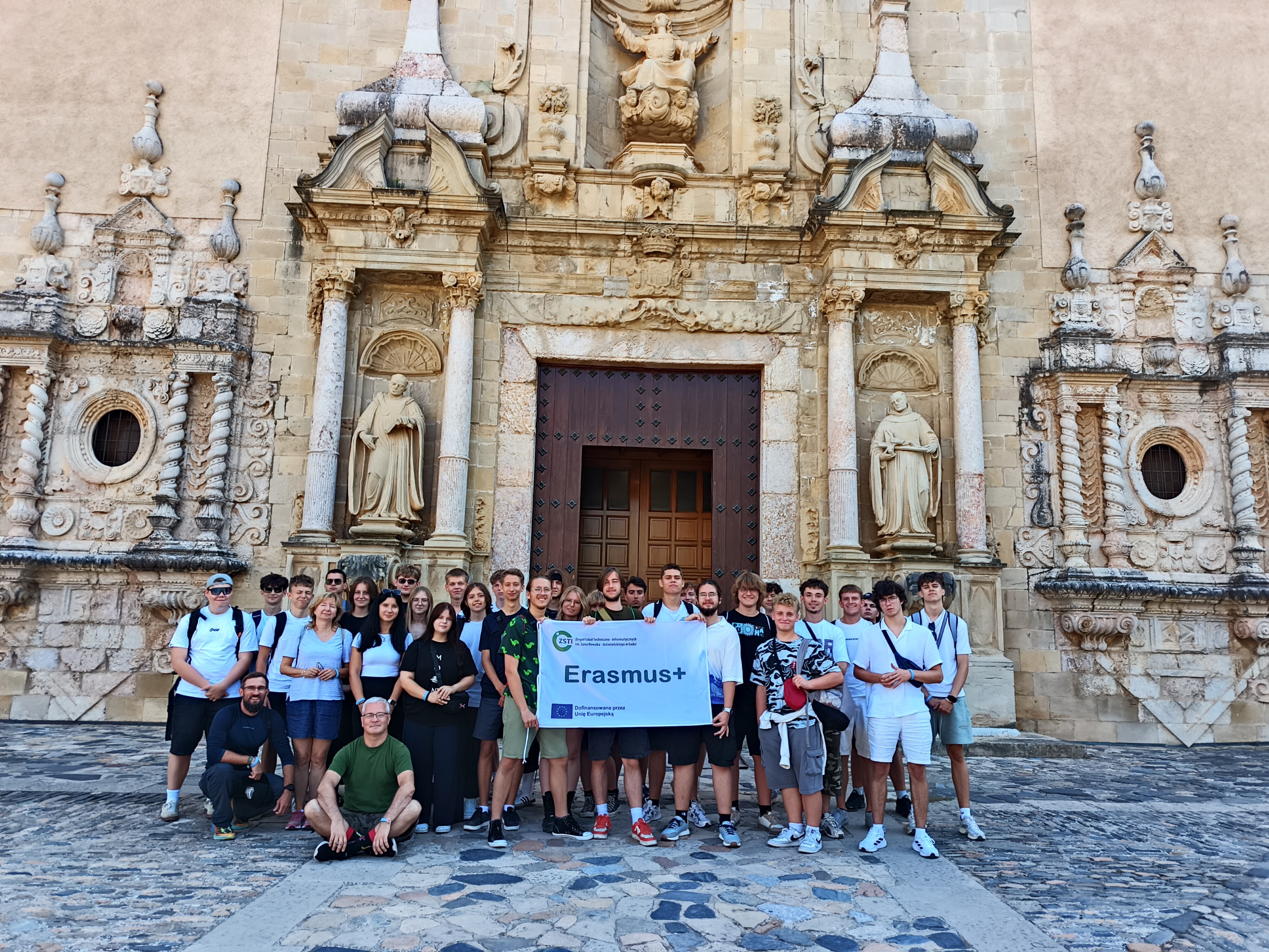 Monastery Poblet - zdjęcie grupy ZSTI Erasmus+ 2026 Tarragona