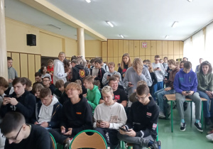 W quizie udział wzięło 85 uczniów.