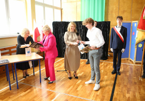 ZAKOŃCZENIE SZKOŁY KLAS MATURALNYCH